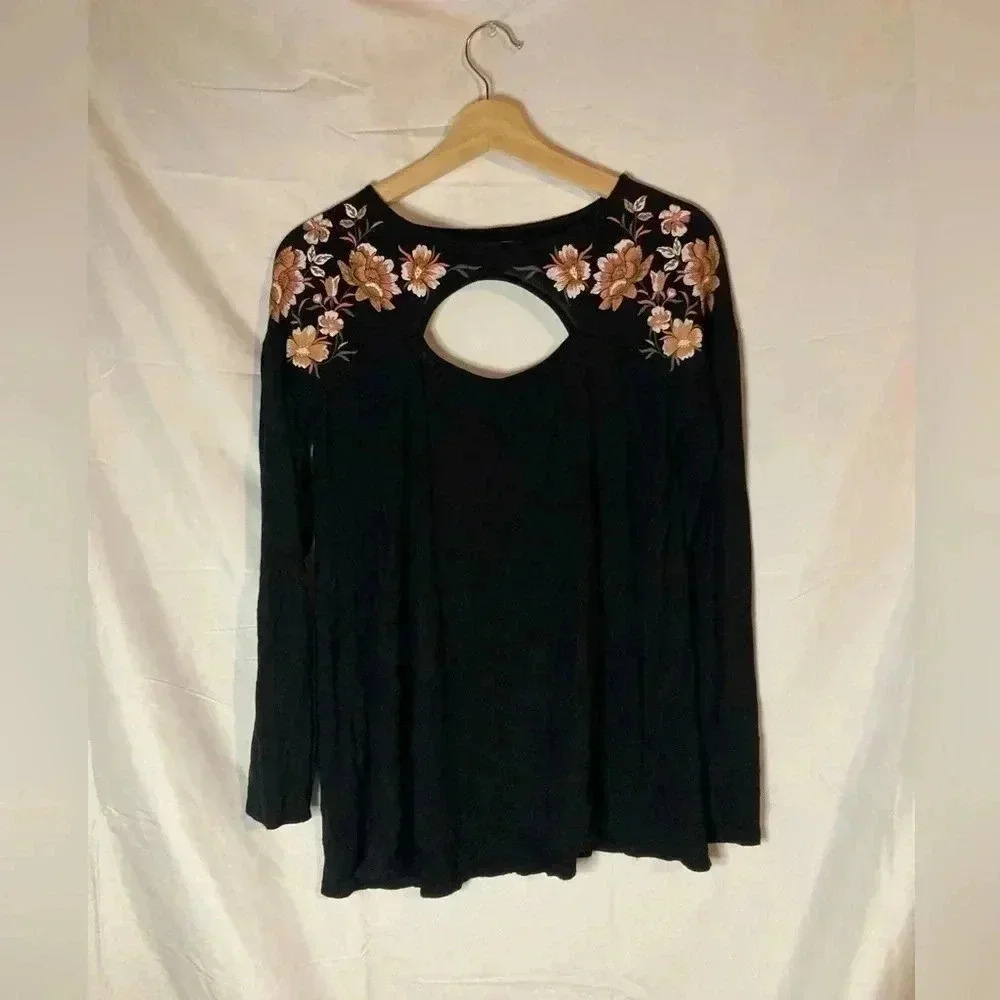 Maurices‎ nice long sleeve top